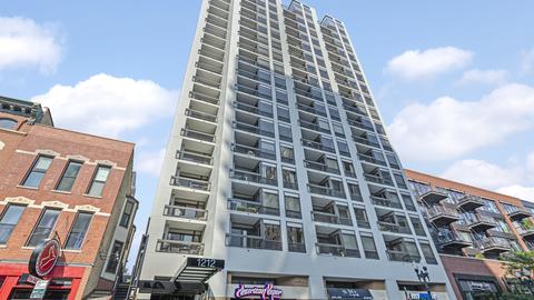 1212 N Wells St #703, Chicago, IL 60610