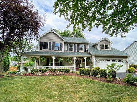 14907 S Hawthorn Cir, Plainfield, IL 60544