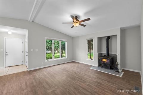 323 Willow Rd, Lakemoor, IL 60051 photo 8