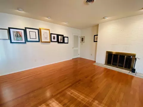 3 Chatham Cir, Kankakee, IL 60901 photo 3