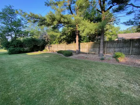 3 Chatham Cir, Kankakee, IL 60901 photo 57