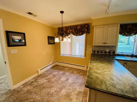 3 Chatham Cir, Kankakee, IL 60901 photo 7