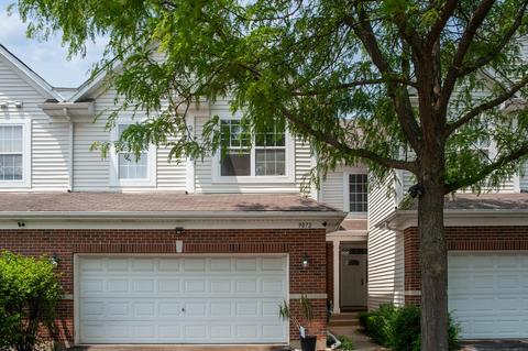 9072 Buckingham Park Dr #9072, Des Plaines, IL 60016