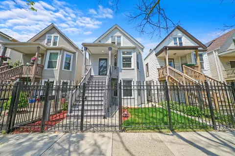 3324 W Warner Ave, Chicago, IL 60618