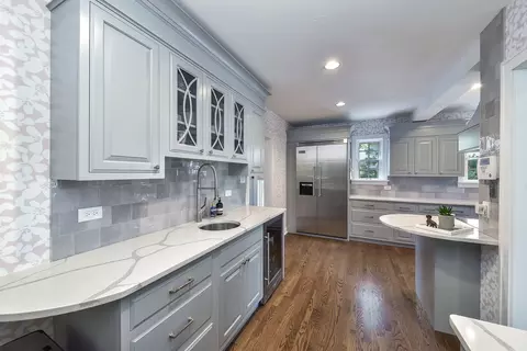 808 Golf Ln, Wheaton, IL 60189 photo 8