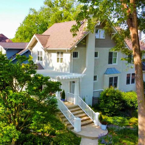 238 Sunset Ave, Glen Ellyn, IL 60137