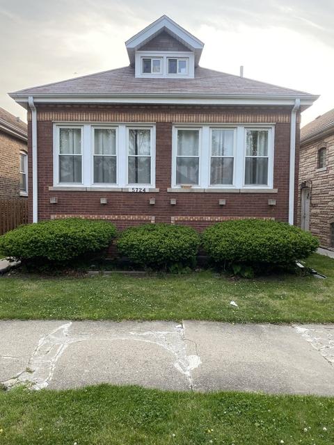 5724 S Trumbull Ave, Chicago, IL 60629