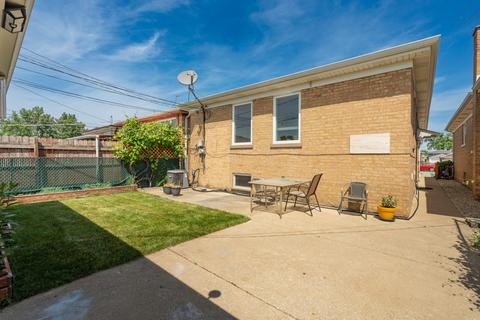 7732 Massasoit Ave, Burbank, IL 60459 photo 22