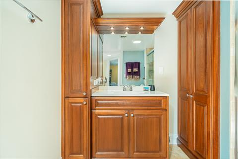 7732 Massasoit Ave, Burbank, IL 60459 photo 9