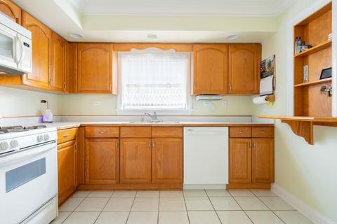 7732 Massasoit Ave, Burbank, IL 60459 photo 7