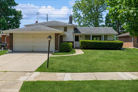 121 E Millers Rd, Des Plaines, IL 60016