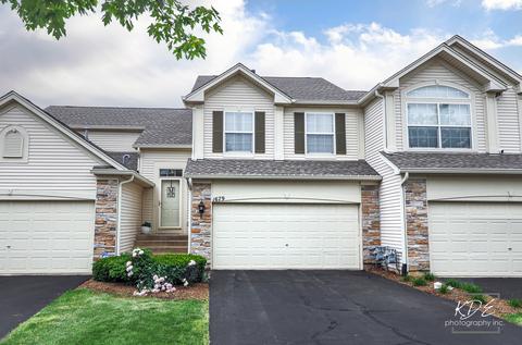 1679 Fredericksburg Ln, Aurora, IL 60503