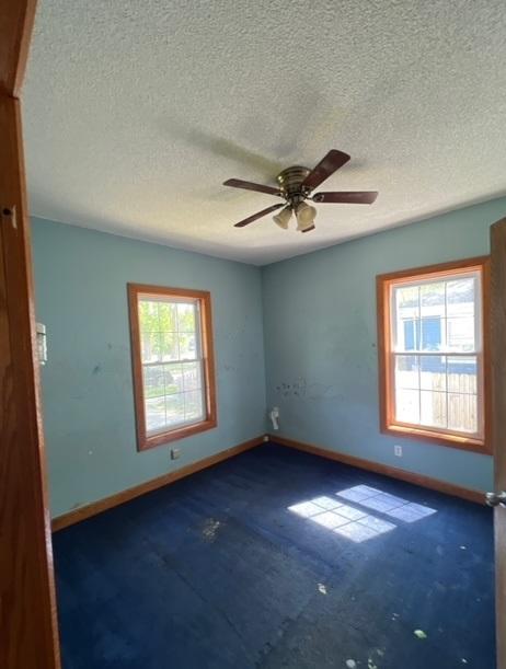 637 Slade Ave, Elgin, IL 60120 photo 5
