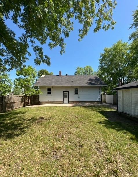 637 Slade Ave, Elgin, IL 60120 photo 20