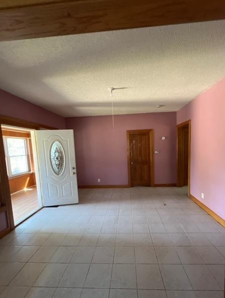 637 Slade Ave, Elgin, IL 60120 photo 4