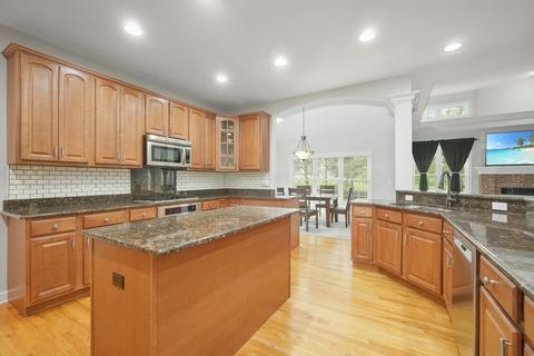 26104 W Chatham Dr, Plainfield, IL 60585 photo 12