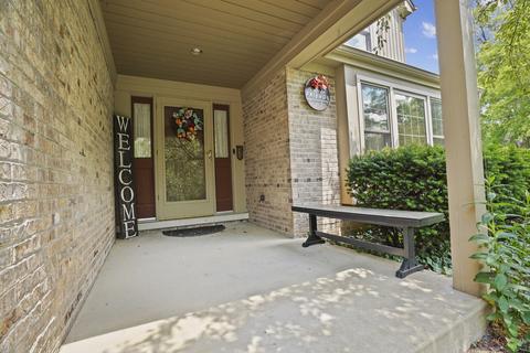 184 Hollow Way, Ingleside, IL 60041