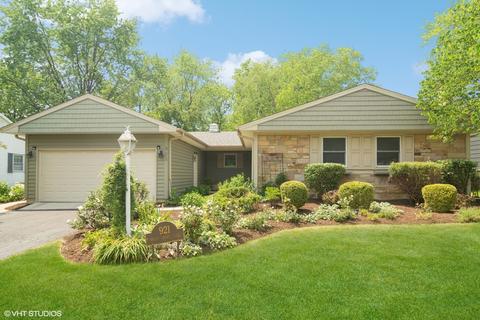 921 Shady Grove Ln, Buffalo Grove, IL 60089