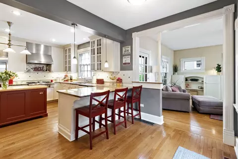 610 Forest Ave, River Forest, IL 60305 photo 7