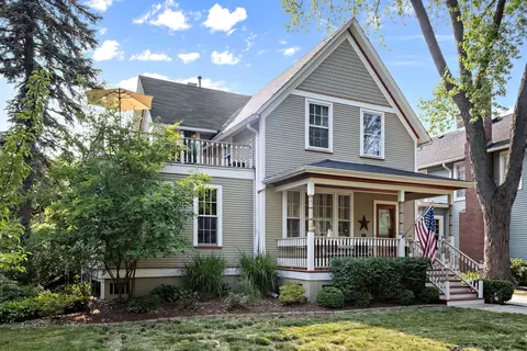 610 Forest Ave, River Forest, IL 60305