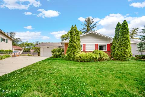 21 W266 Drury Ln, Lombard, IL 60148