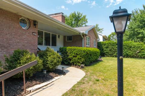 405 W Summit St, Normal, IL 61761 photo 2