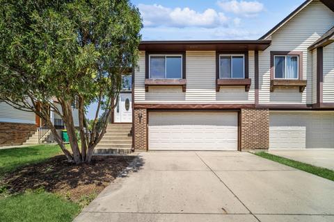1419 Chippewa Trl, Wheeling, IL 60090