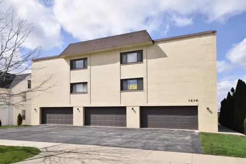 1258 Brown St #103, Des Plaines, IL 60016