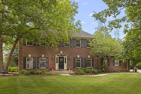 9651 Kris Trl, Orland Park, IL 60462
