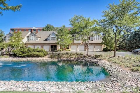 5 N426 Rohlwing Rd, Itasca, IL 60143
