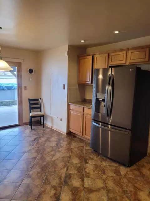 2746 E 128th St, Chicago, IL 60633 photo 4