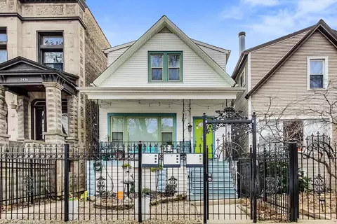 2438 N Maplewood Ave, Chicago, IL 60647