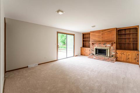 1640 Sheffield Dr, Elgin, IL 60123 photo 10