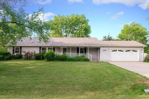 409 Wild Rice Ln, Dixon, IL 61021