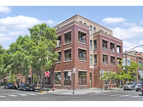 3207 N Clifton Ave #201, Chicago, IL 60657