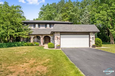 339 Hackberry Ct, Wood Dale, IL 60191