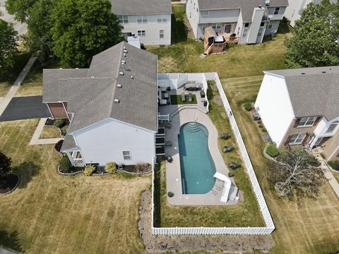 1615 Maureen Dr, Hoffman Estates, IL 60192 photo 7