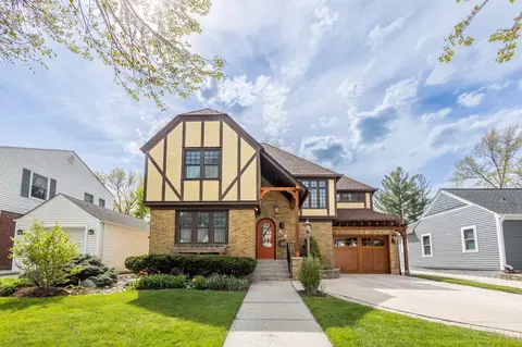 518 S Dunton Ave, Arlington Heights, IL 60005
