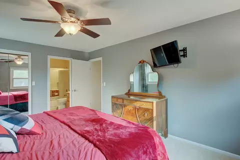 127 S Elroy Ave, Bartlett, IL 60103 photo 21