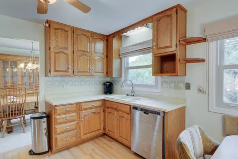 127 S Elroy Ave, Bartlett, IL 60103 photo 13