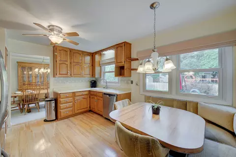 127 S Elroy Ave, Bartlett, IL 60103 photo 14