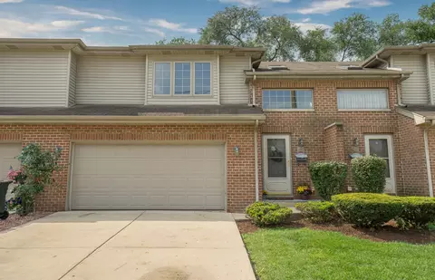 6825 177th St, Tinley Park, IL 60477