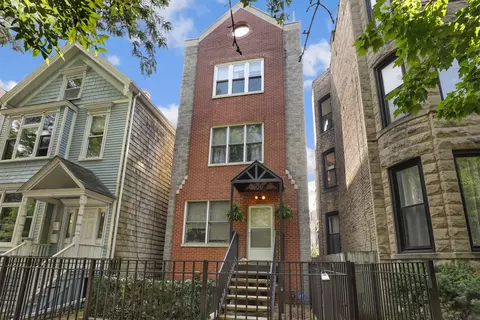 2904 N Racine Ave #2, Chicago, IL 60657