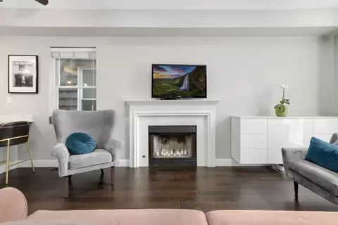 2904 N Racine Ave #2, Chicago, IL 60657 photo 6