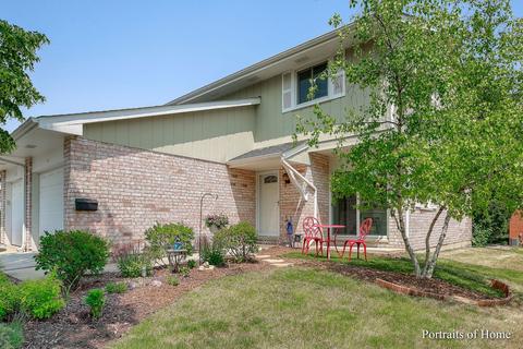 1641 Leytonstone Dr, Wheaton, IL 60189