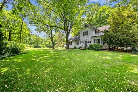 32 W131 Army Trail Rd, Wayne, IL 60184