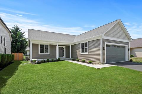 1550 Sandpiper Ln, Woodstock, IL 60098