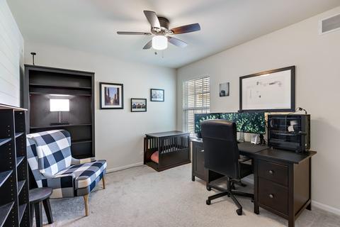 954 Oak Ridge Blvd, Elgin, IL 60120 photo 14