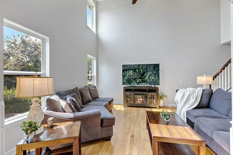 954 Oak Ridge Blvd, Elgin, IL 60120 photo 5
