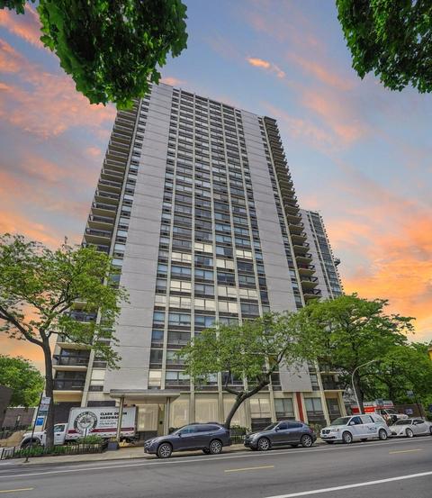 1355 N Sandburg Ter #1505D, Chicago, IL 60610